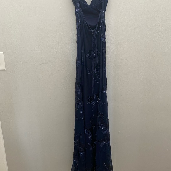 Lulu’s Blue XS Dress - Picture 4 of 4